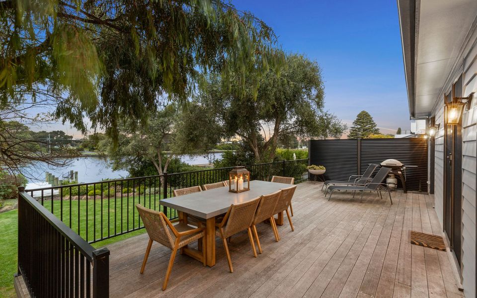 Moyne River View House