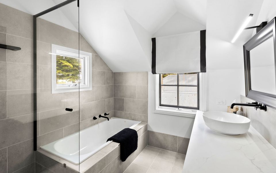 Moyne River View House