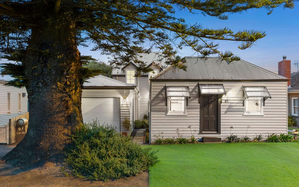 Moyne River View House