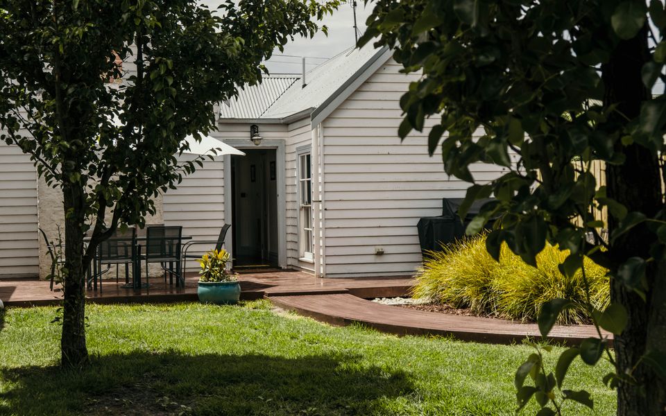 Candle Stick on Bank