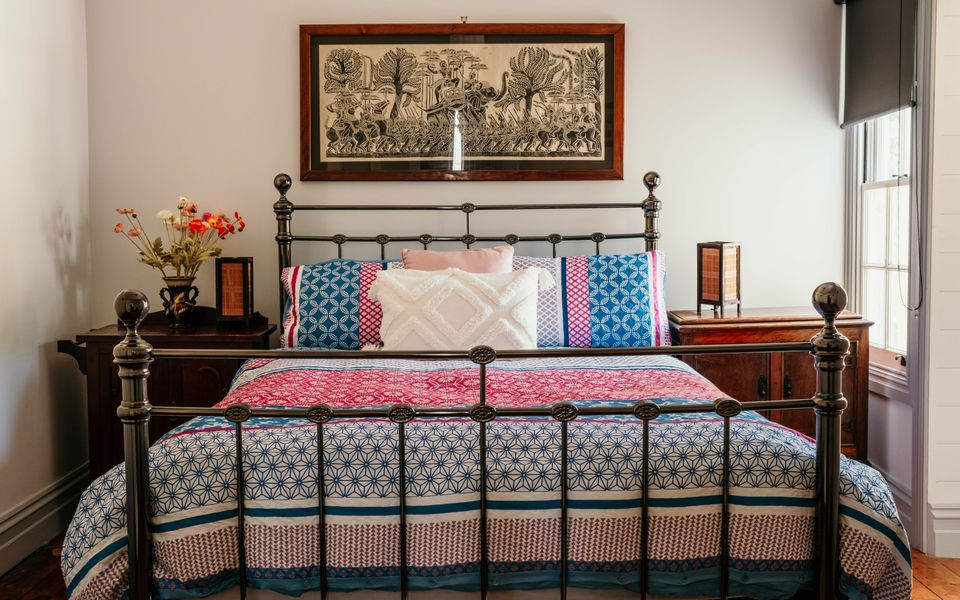 Candle Stick on Bank