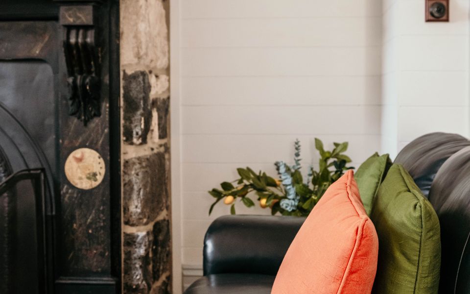 Candle Stick on Bank