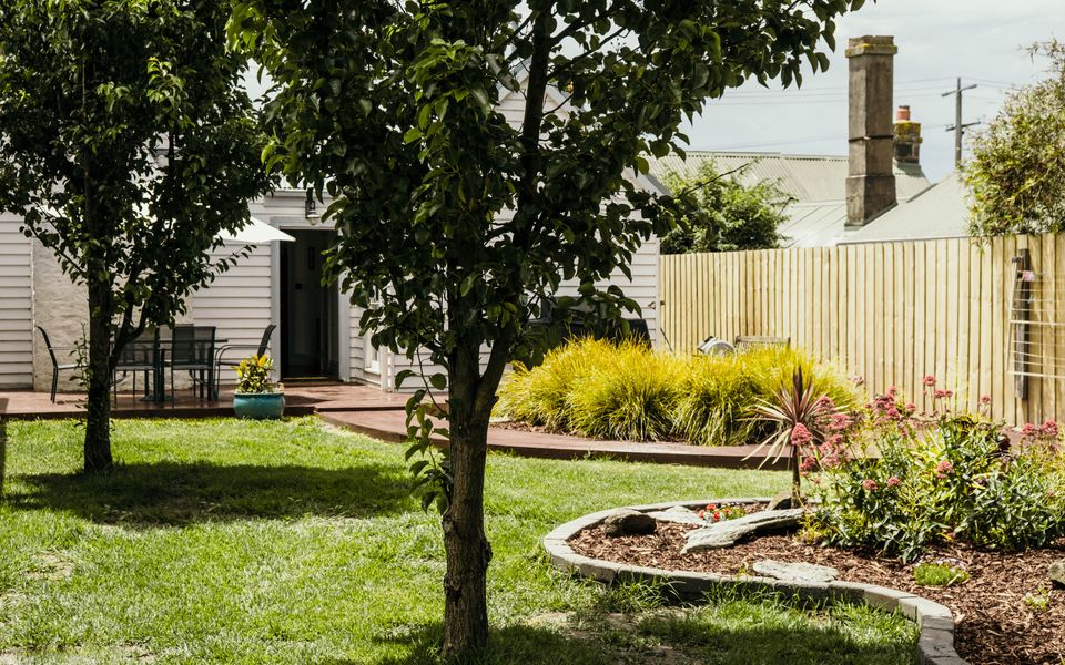 Candle Stick on Bank