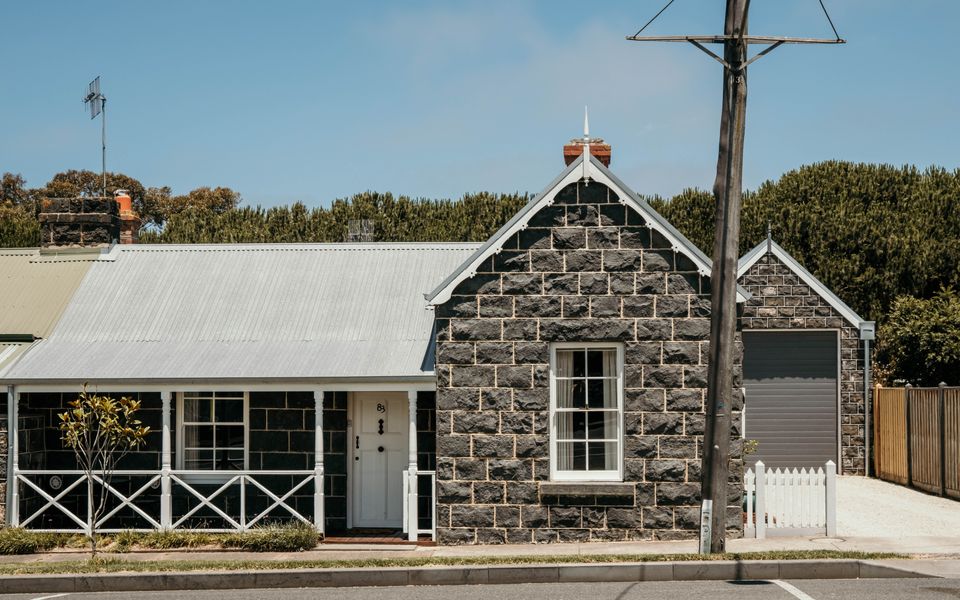 Candle Stick on Bank