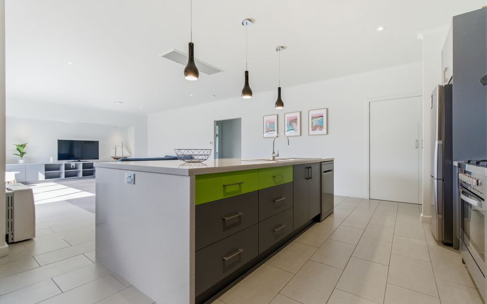 11 Singleton Street