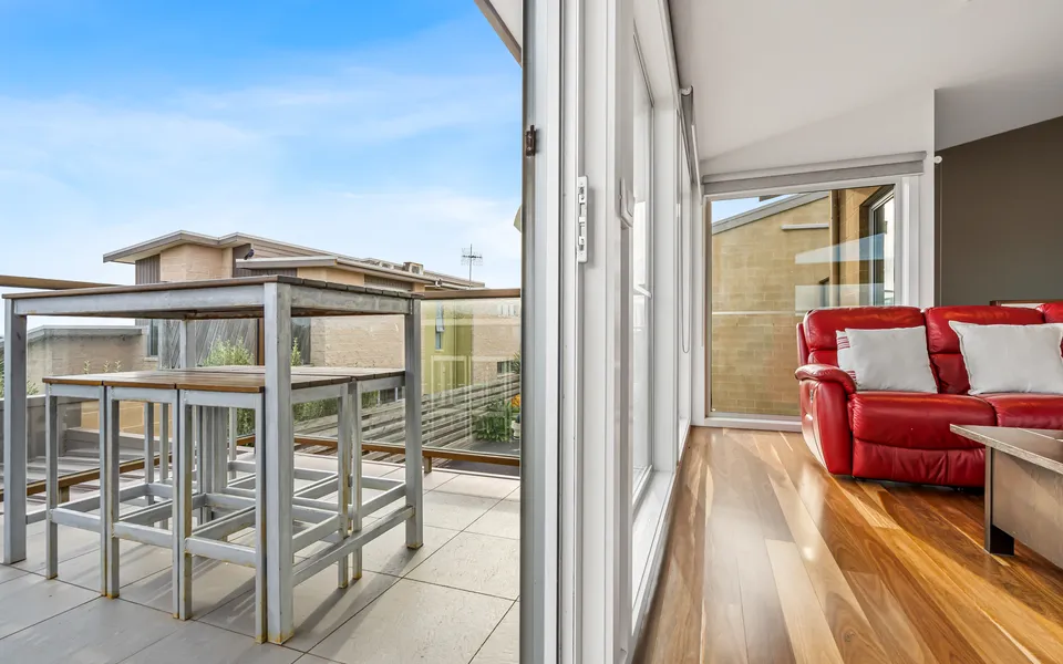King Tide APARTMENT – 55 Philip