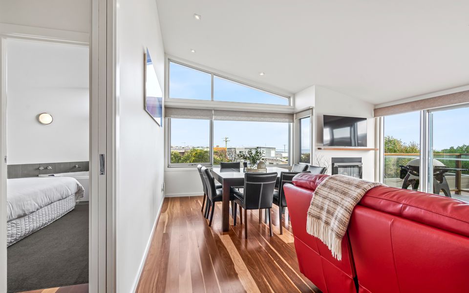 King Tide APARTMENT – 55 Philip