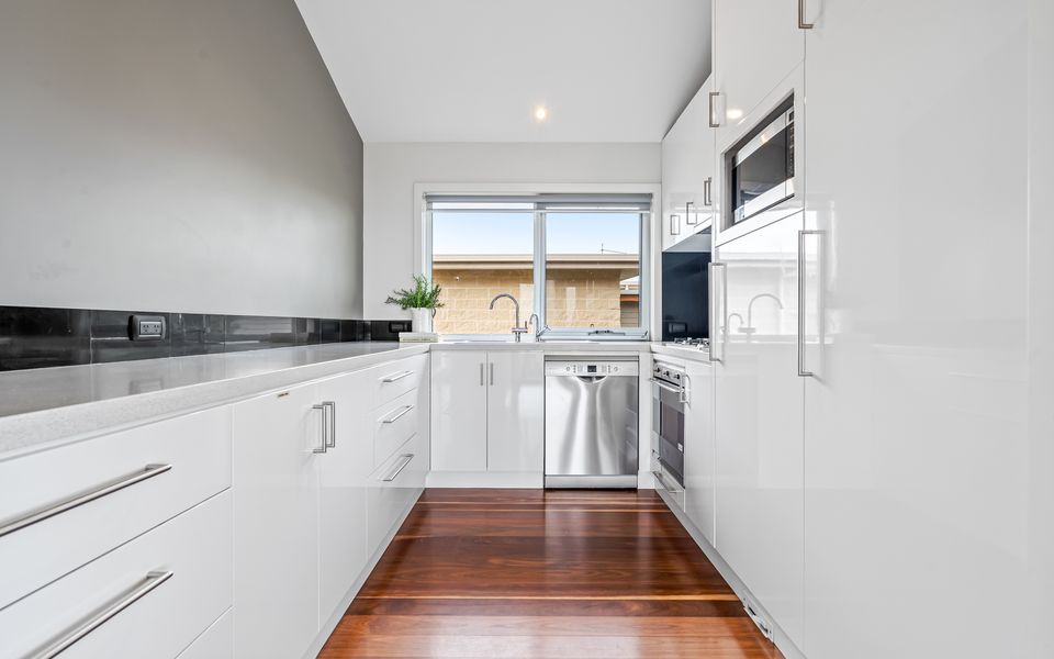 King Tide APARTMENT – 55 Philip