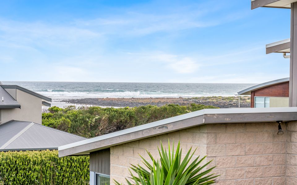 King Tide APARTMENT – 55 Philip