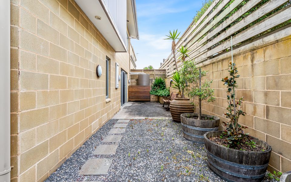 King Tide APARTMENT – 55 Philip