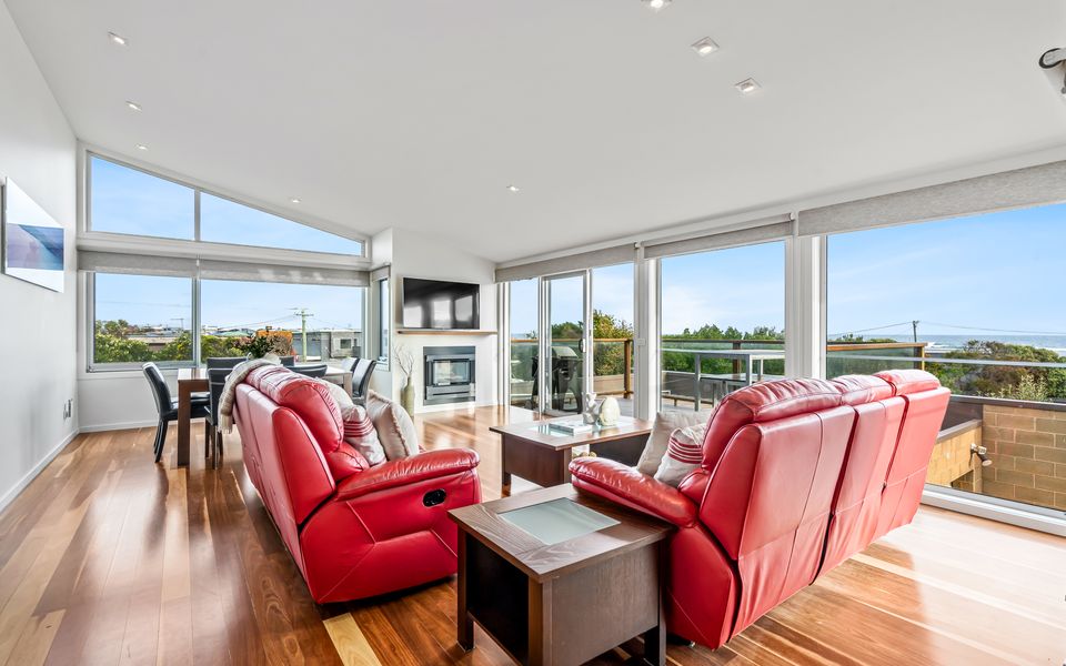 King Tide PENTHOUSE – 55 Philip