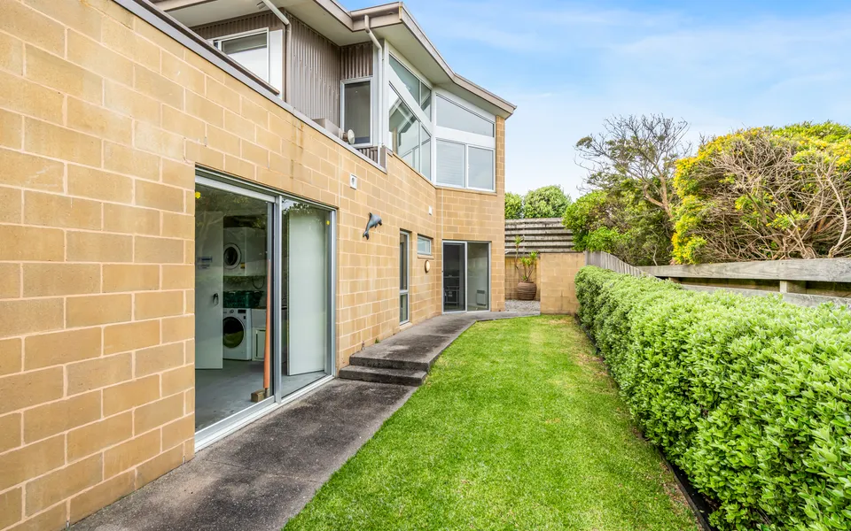 King Tide PENTHOUSE – 55 Philip