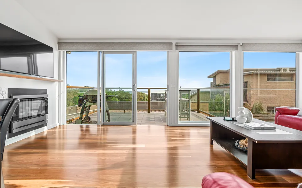 King Tide PENTHOUSE – 55 Philip