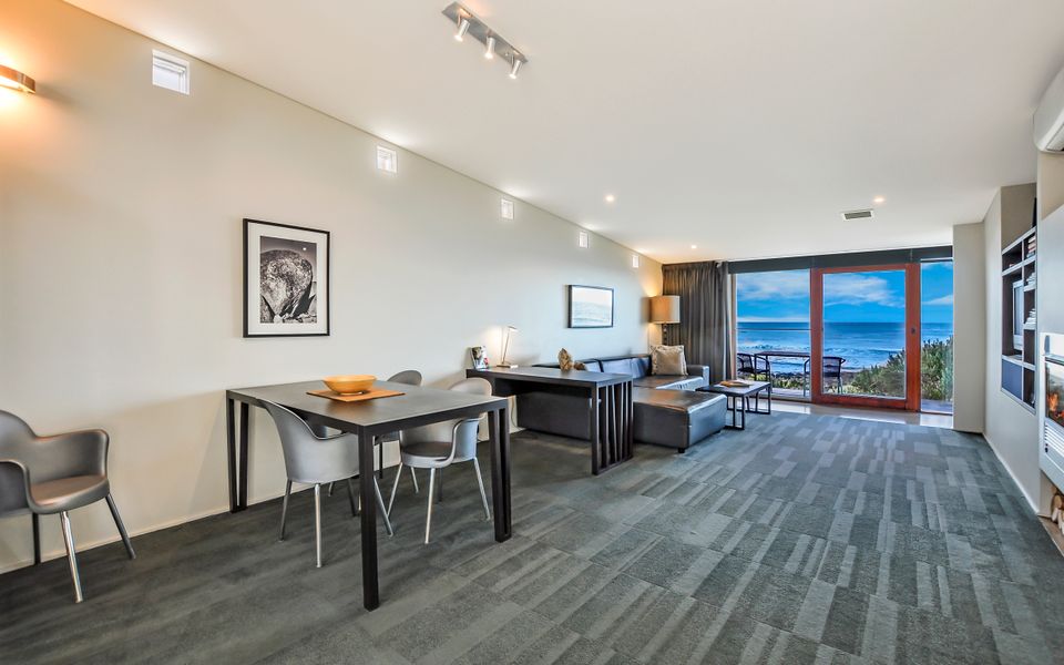 Hearns Beachside Villa 2