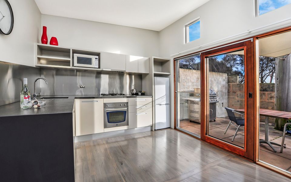 Hearns Beachside Villa 2