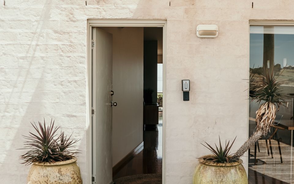 Hearns Beachside Villa 8