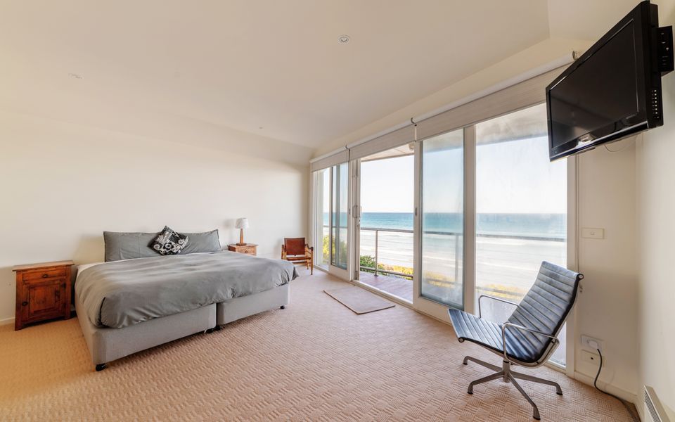 Bedroom 3 / Master Bedroom