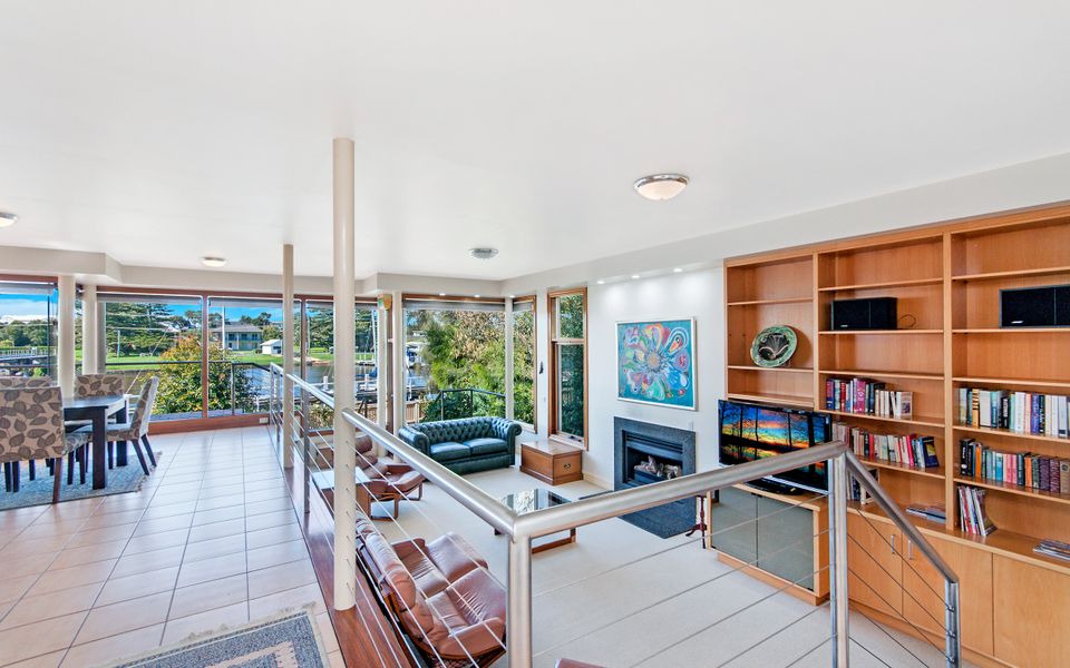 Shearwater Riverview Apartment