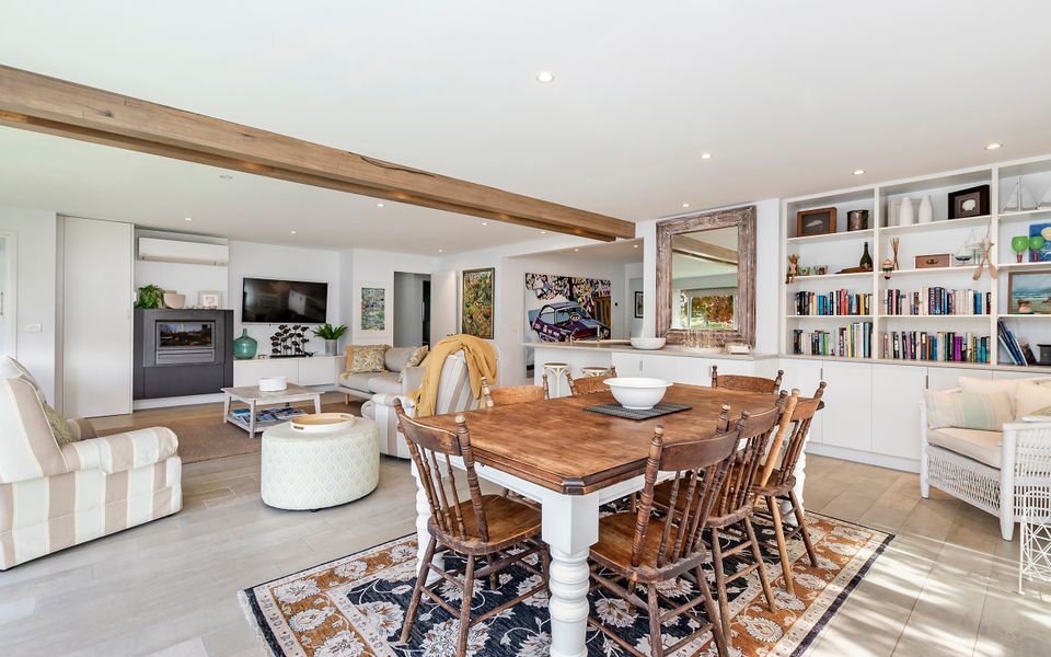 Somerset On Moyne Apartment