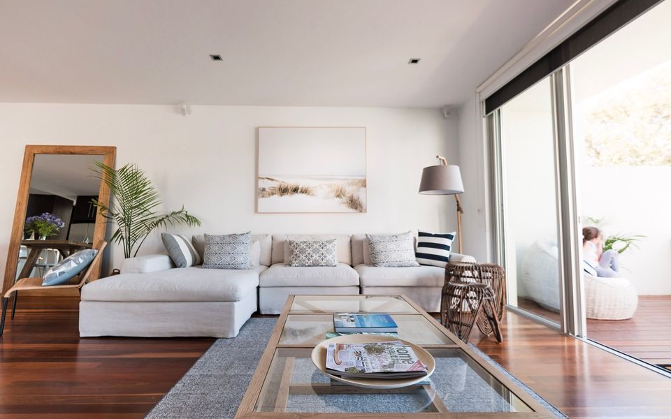 Spinnakers Waterfront