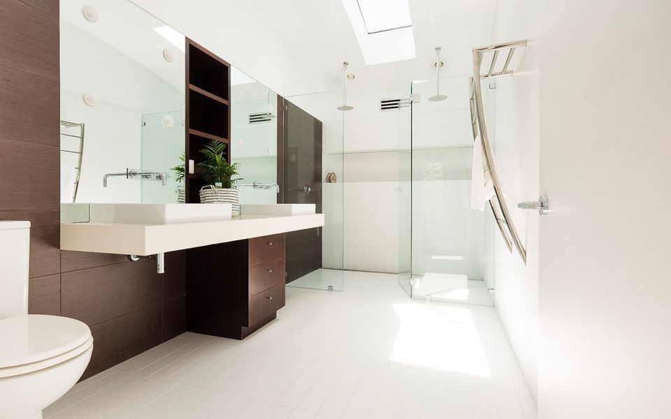 Spinnakers Waterfront