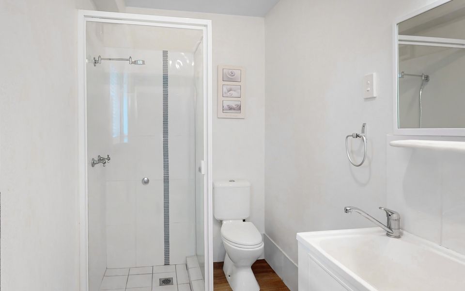 6 Pelican Beach Resort