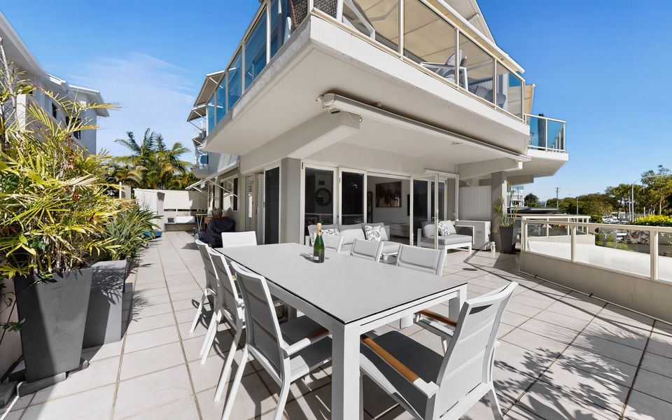 2 Riverside Noosa