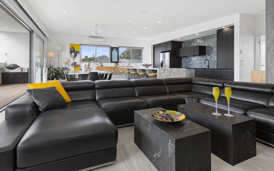 Rye Waves Resort with Bay Views