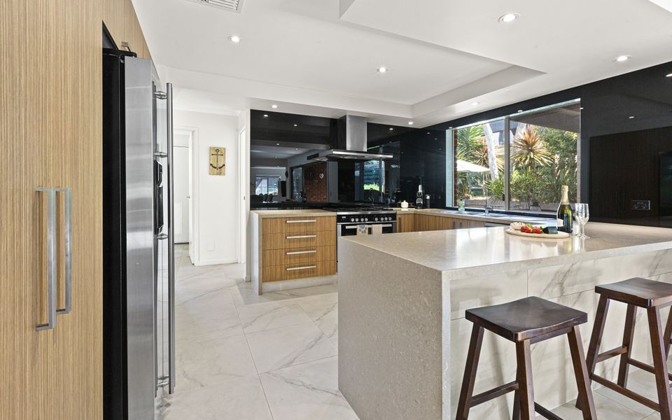 Tranquil Coastal Retreat