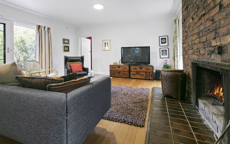 Lounge with open fire place