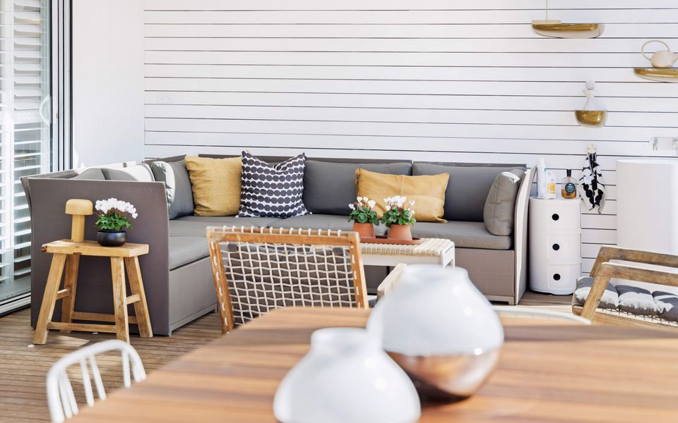 Settlers Cove Poolside Luxury Retreat