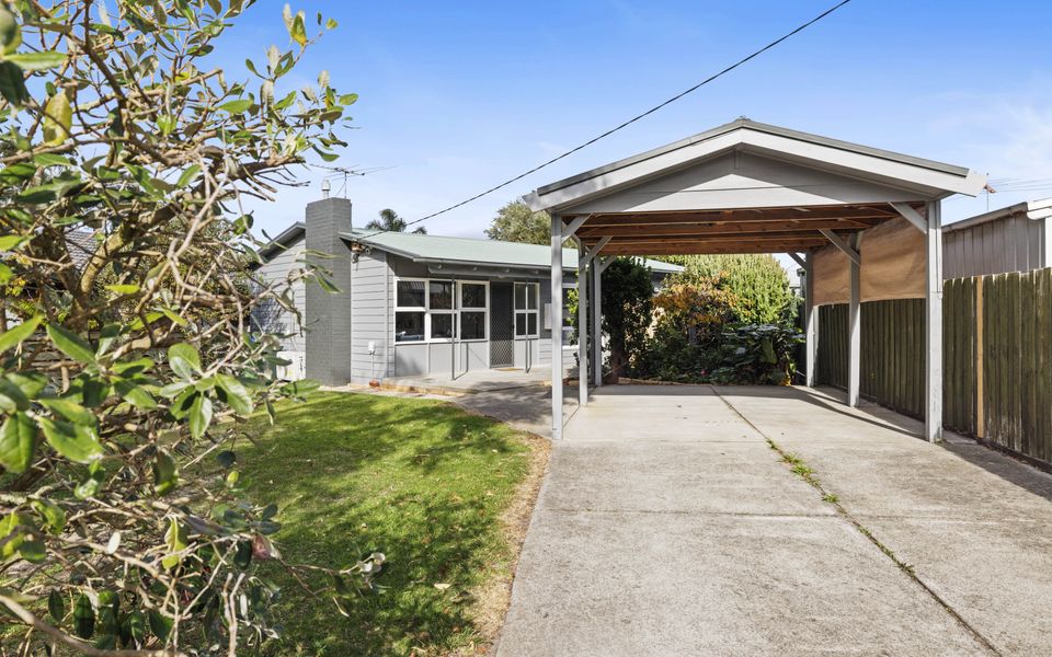 The Tootgarook Nook – 500m to the beach