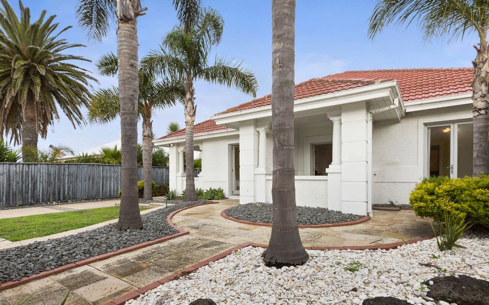 Marble Sands Beachside House