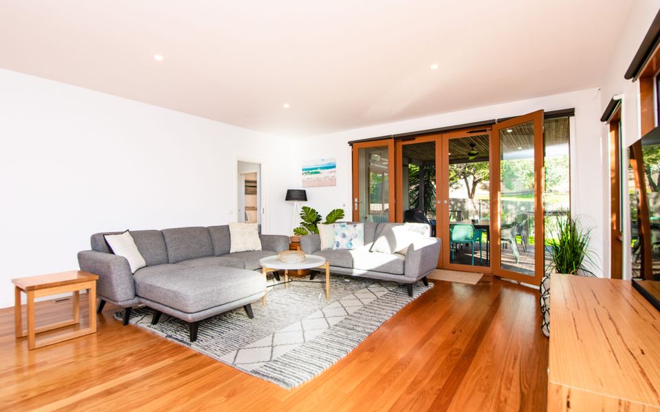 Tranquility Rye Short stroll to the Beach