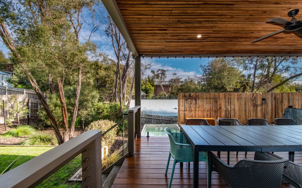 Tranquility Rye Short stroll to the Beach