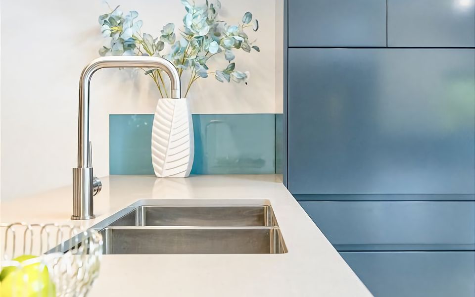 Escape to Blairgowrie 500m to beach cafes