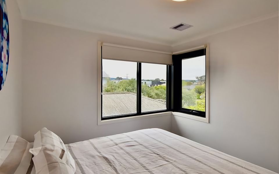 Bayside Mansion w Pool Spa and Ultimate Alfresco