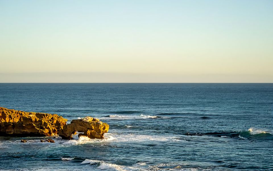 Coastal Harmony Peaceful Retreat