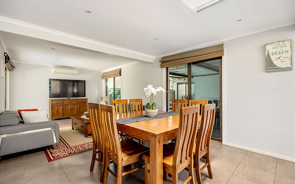 Illyria with Pool Spa and Relaxation