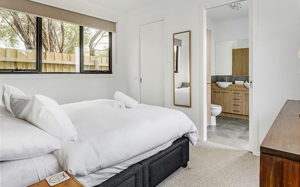 Experience the perfect blend of comfort and convenience with a king bed and ensuite bathroom.