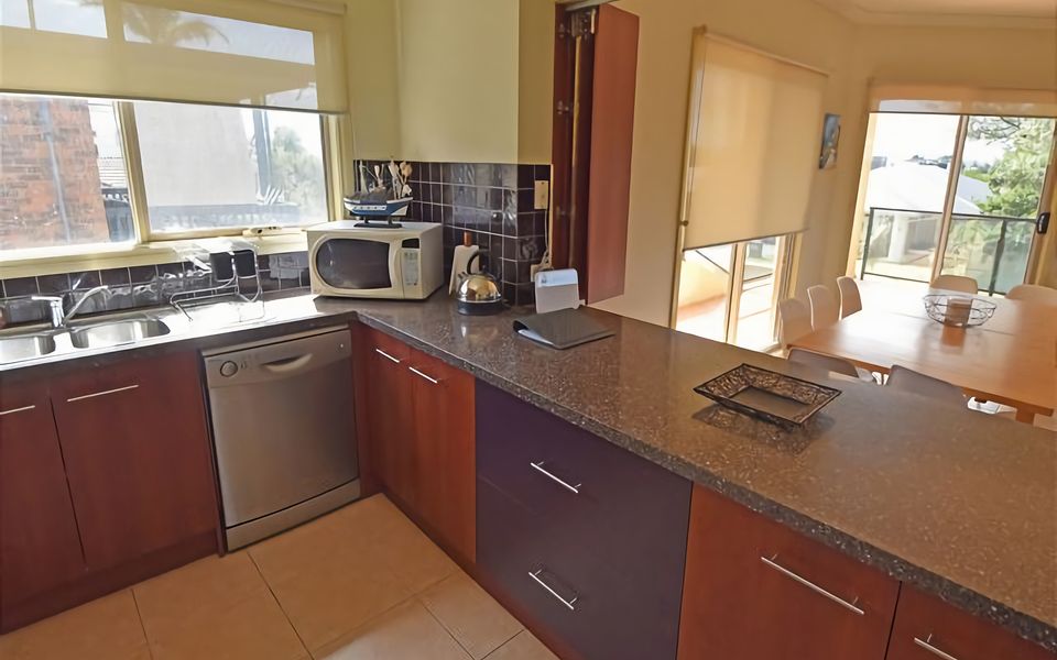 Sea N Candy 100 meters to the beach