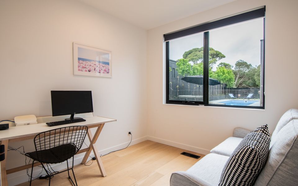 Canterbury Jetty Luxury Escape