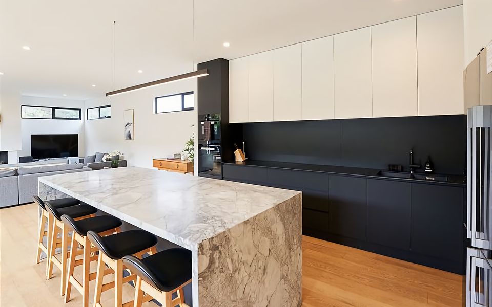 Canterbury Jetty Luxury Escape