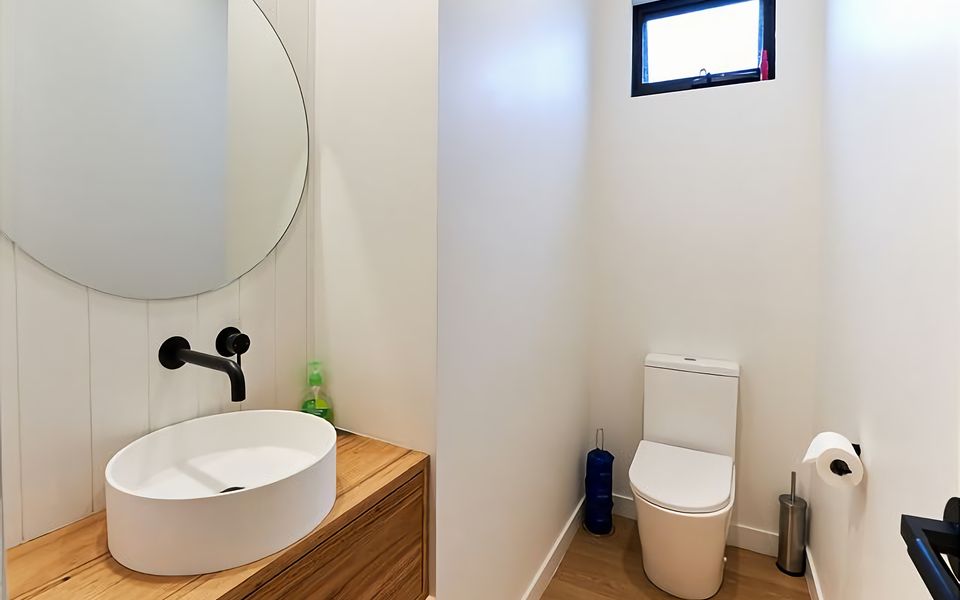 Canterbury Jetty Luxury Escape