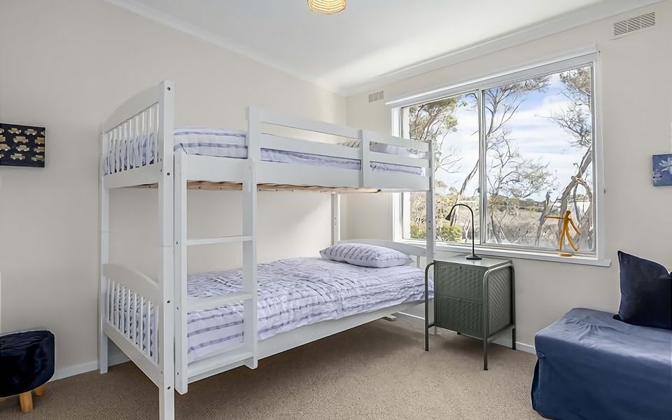 Bunk room, perfect for the kids.