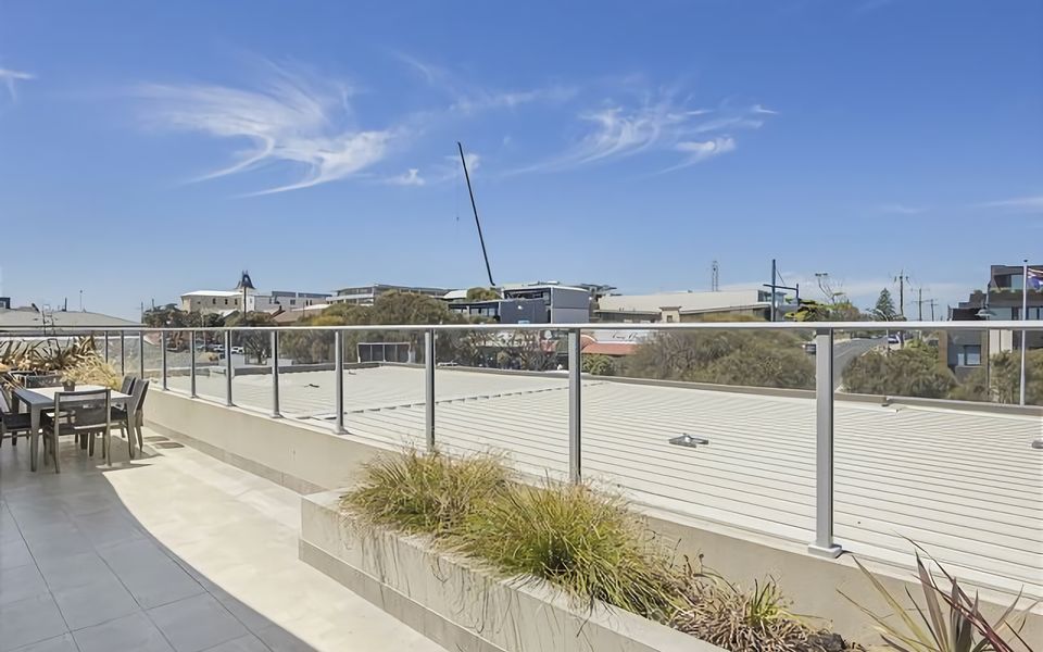 SALT 17 Spacious 3BR Luxury Penthouse