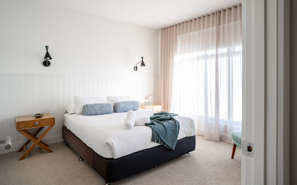 Master Bedroom with Queen Bed, private ensuite and wardrobes.