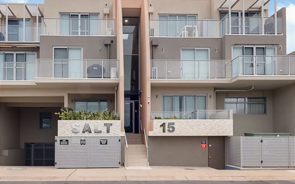 SALT 5 Sorrento walk to beaches shops cafes and restaurants