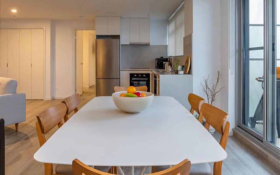 SALT 7 Spacious Luxury in Sorrento walk to the beach