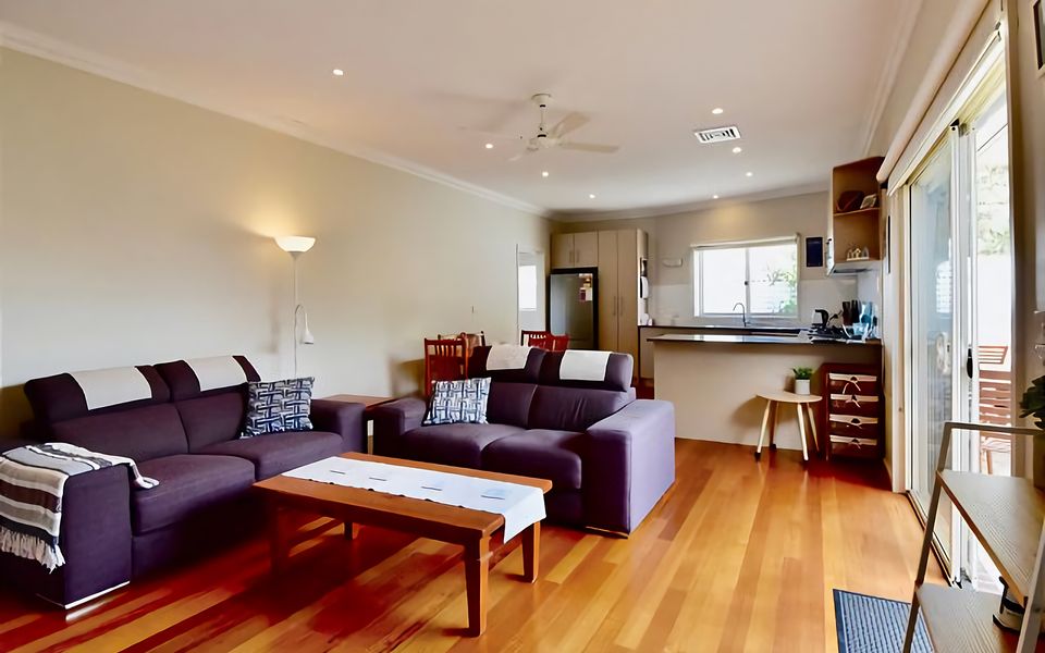 Baroda Abode Cosy Rosebud beach holidays